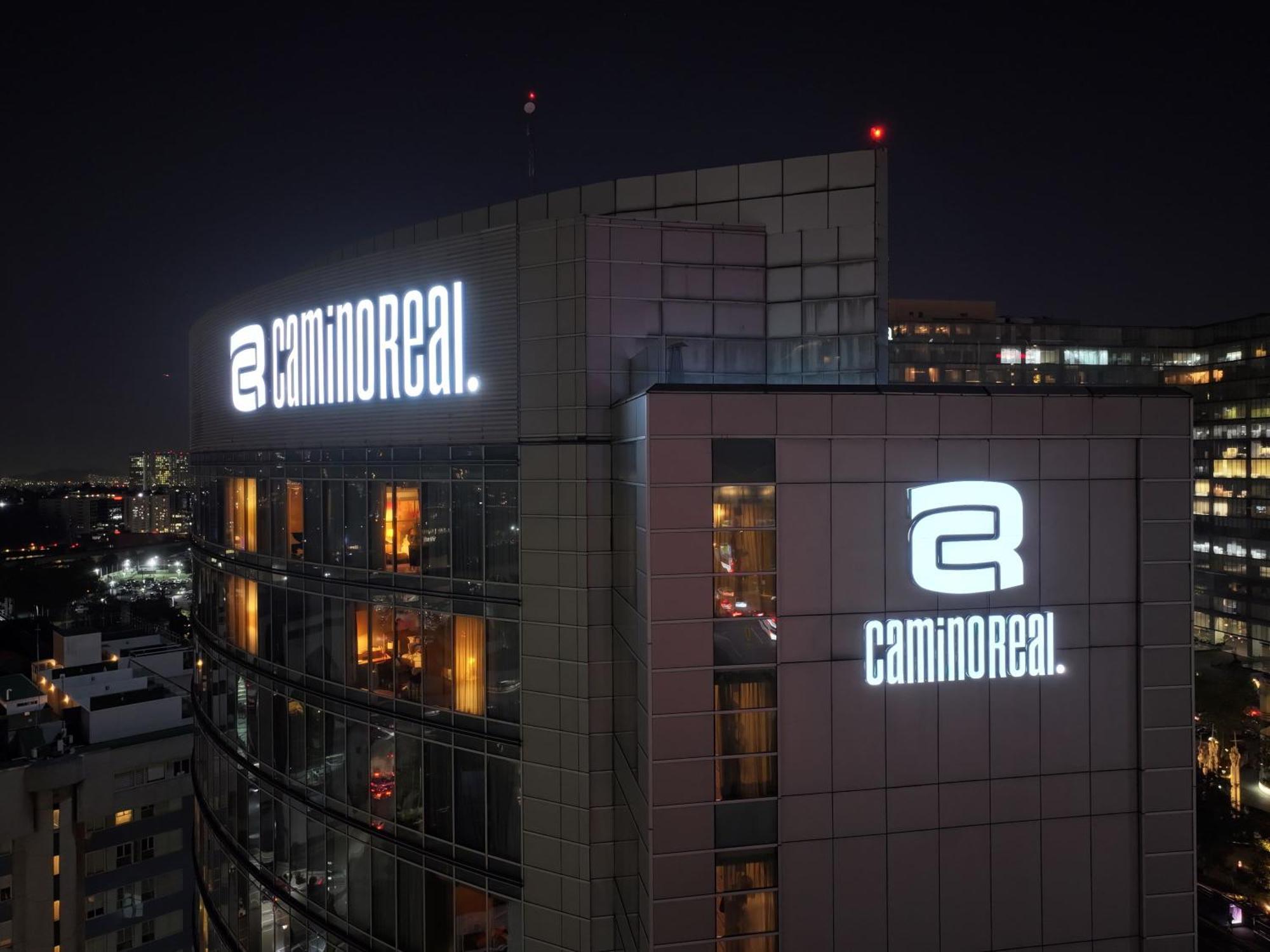 卡米诺里尔圣塔菲酒店 墨西哥城 外观 照片 The Camino Real at night